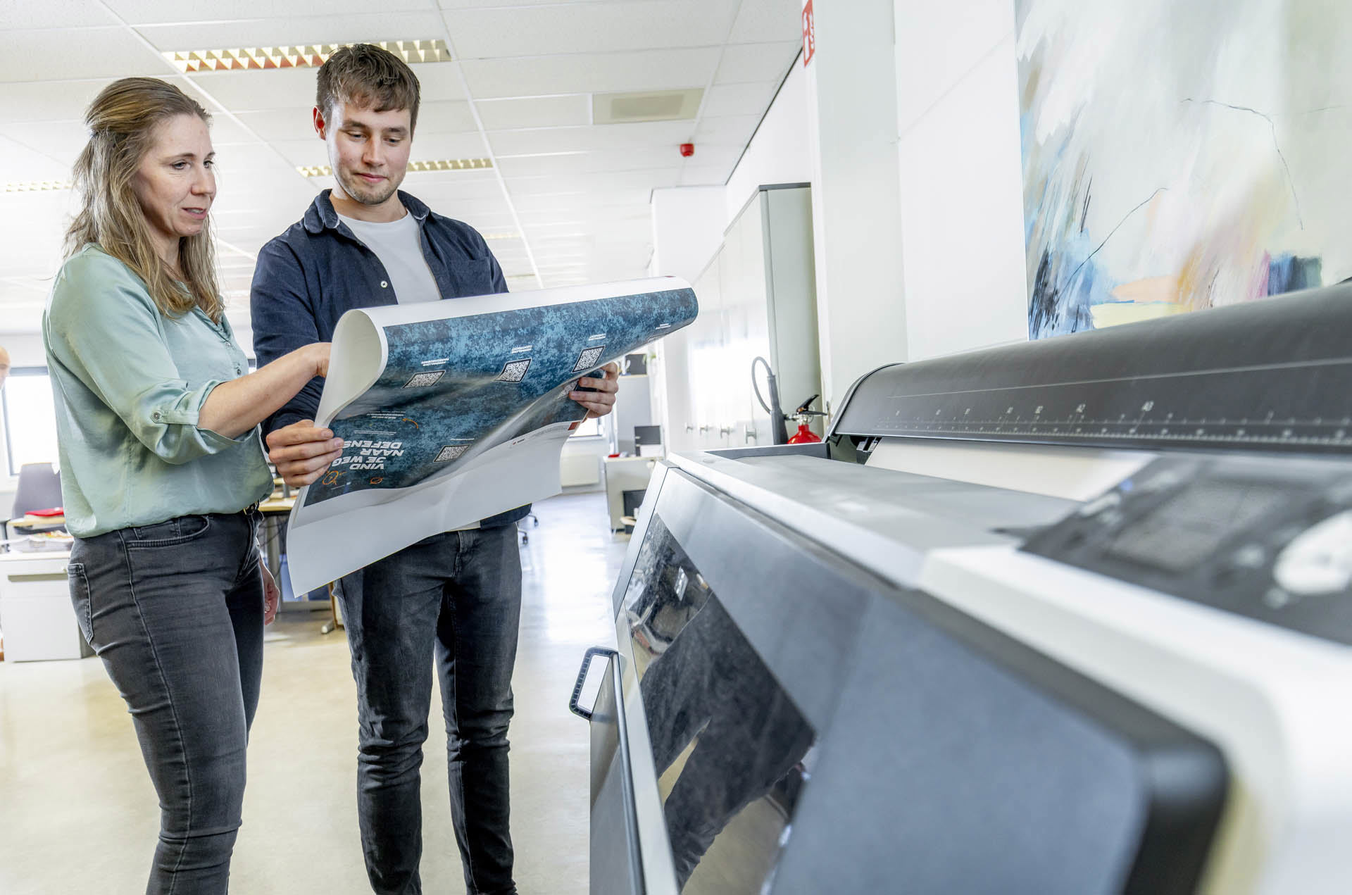 Drukwerk bekijken.jpg